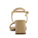 TACONES BIRDIEE BUTTER PATENT STEVE MADDEN en STOCK